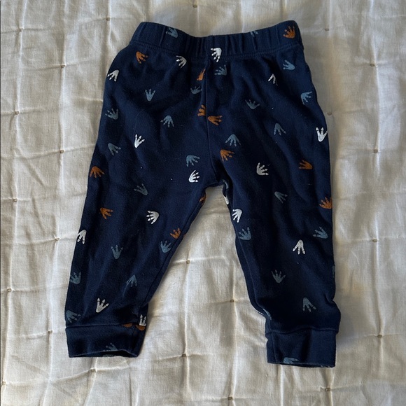 8 piece 6-9mo. Cozy Baby Boy Clothes (029) - Picture 10 of 16